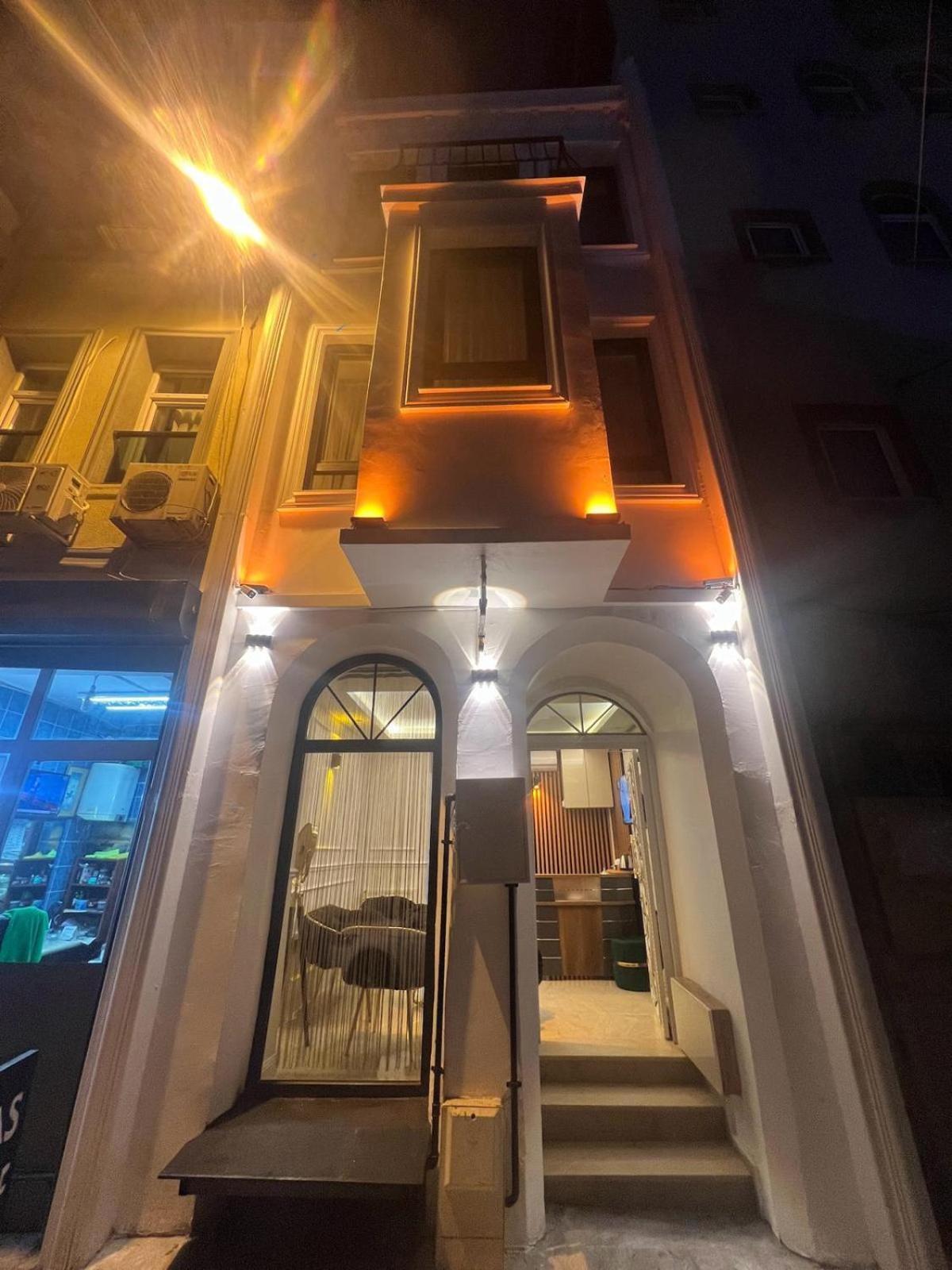 Ninova Boutique Hotel Istanbul Exterior photo